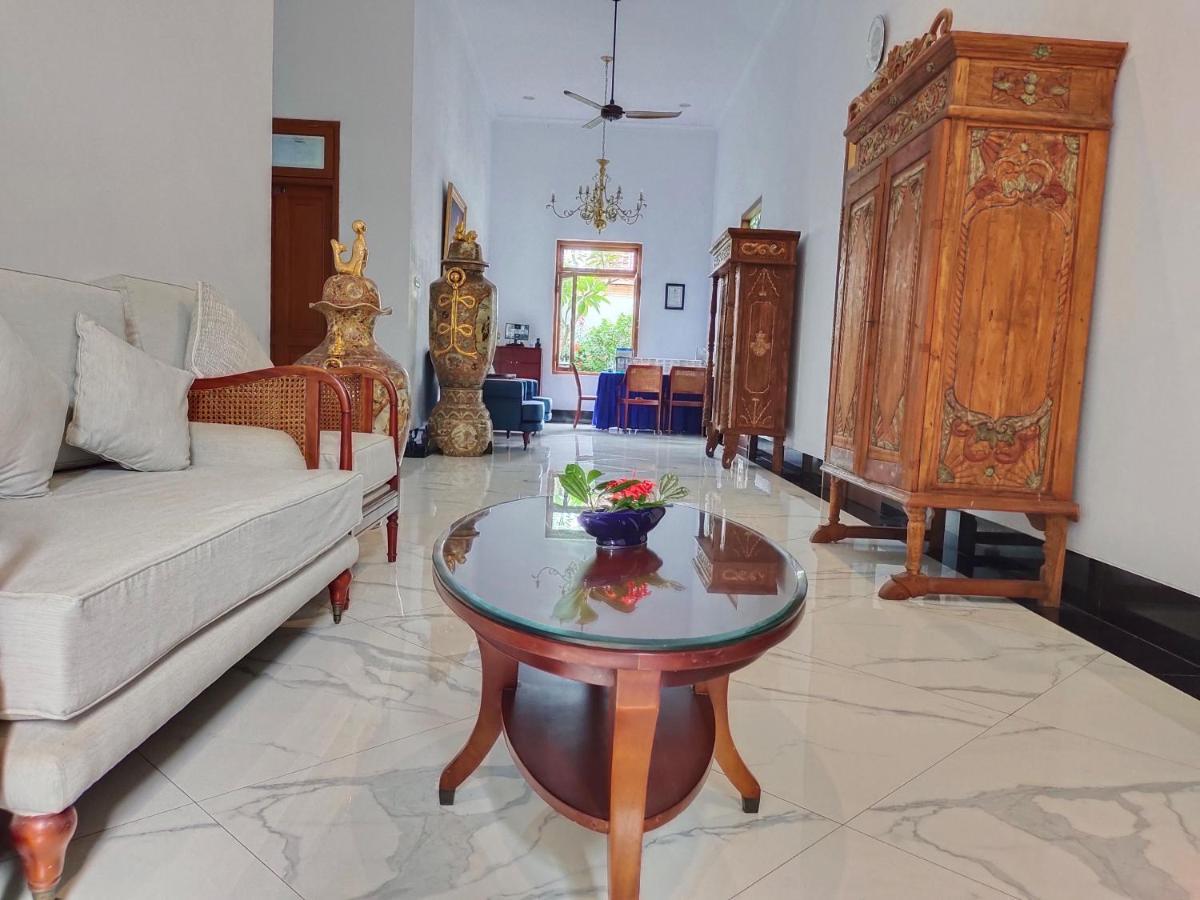 Griya Asih Hotel Yogyakarta Luaran gambar