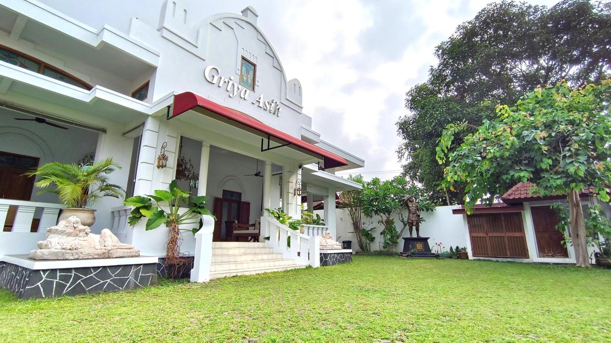Griya Asih Hotel Yogyakarta Luaran gambar