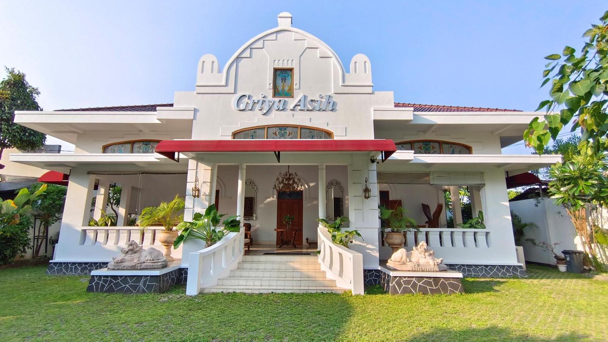 Griya Asih Hotel Yogyakarta Luaran gambar
